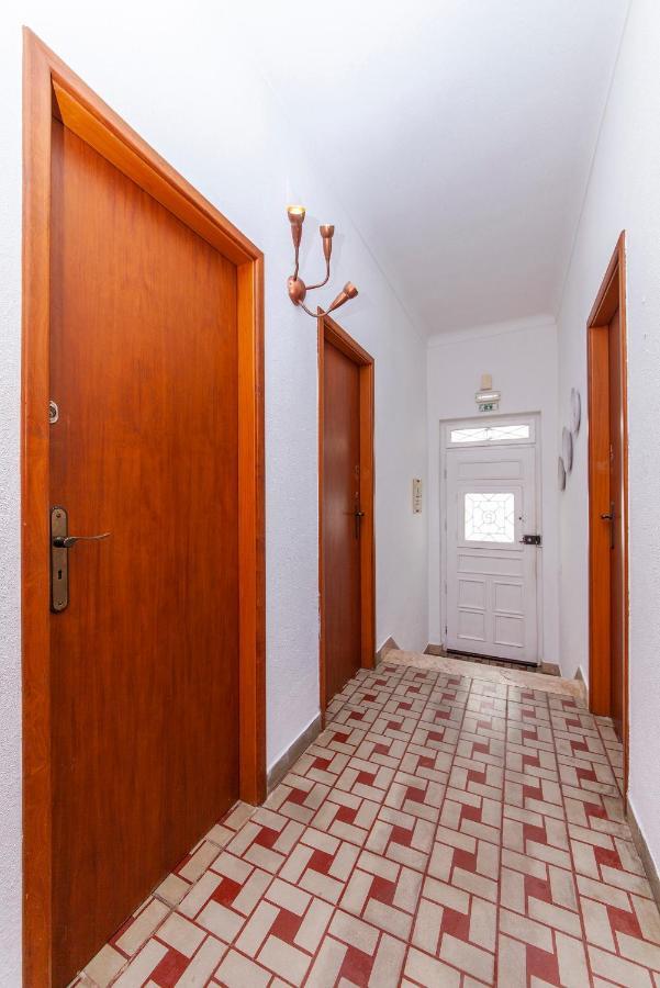 לאגוּ‏ש J - Casa Do Farol Guesthouse מראה חיצוני תמונה
