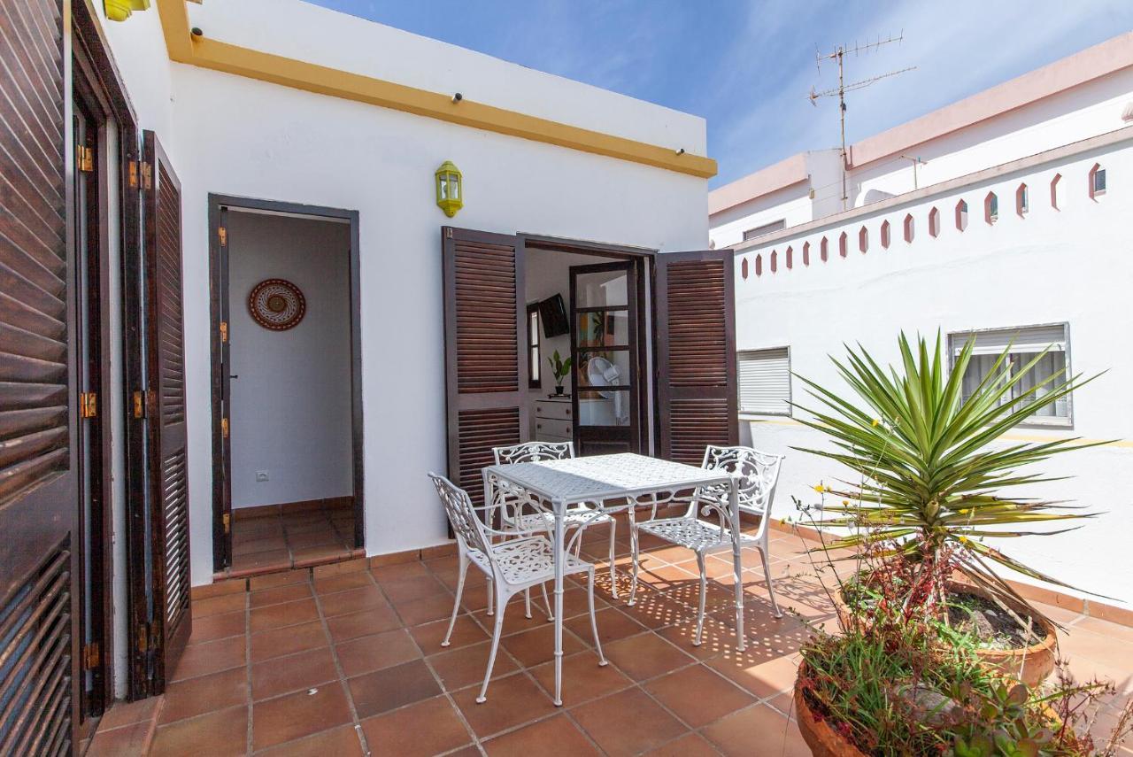 לאגוּ‏ש J - Casa Do Farol Guesthouse מראה חיצוני תמונה